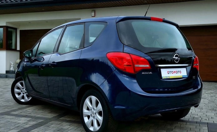 Opel Meriva cena 23900 przebieg: 172000, rok produkcji 2012 z Gliwice małe 667